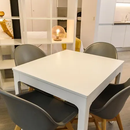 Apartament Estudio Constitucion By Renthas Malaga