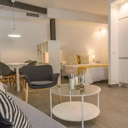 Estudio Constitucion By Renthas Apartament *